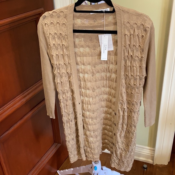 Cardigan - Picture 1 of 4